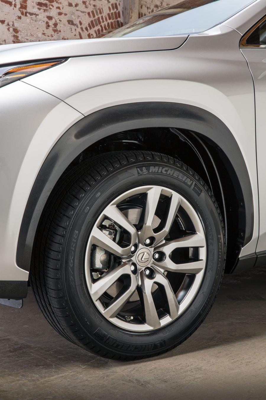  Lexus NX300h 2014 года  (фото 12 из 20)